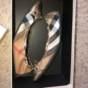 Burberry Flats